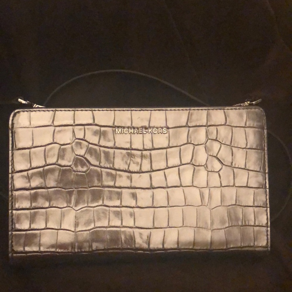 Michael Kors Jet Set Large Leather Crossbody